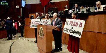 Plan B bajo fuego: PT se separa y Sheinbaum no logra impulsar revocación