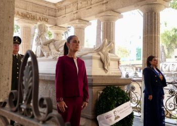 “No han estado ausentes, han sido invisibilizadas”: Sheinbaum reivindica a mujeres en la historia