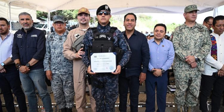 Eduardo Ramírez inaugura Dirección de Transporte Aéreo para reforzar vigilancia en Chiapas