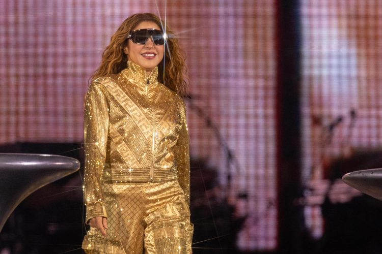 Sheinbaum presume concierto de Shakira: 400 mil personas y ambiente familiar en el Zócalo