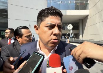 “Eso no es nepotismo”: Gallardo defiende posible candidatura de su esposa al gobierno de SLP