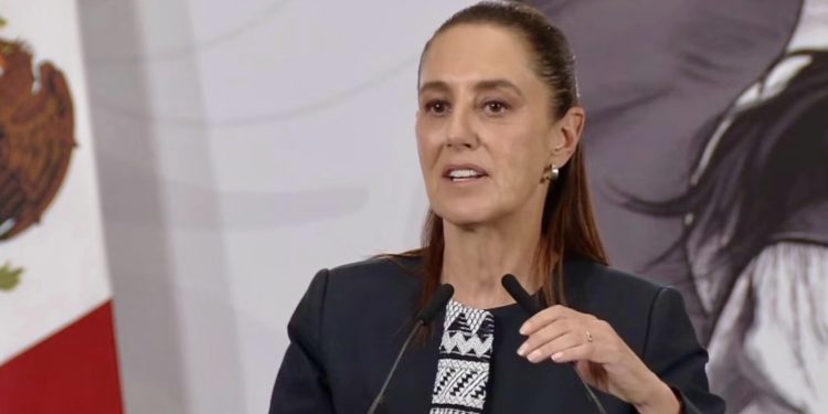 Sheinbaum descarta demandar a Elon Musk por acusaciones de nexos con cárteles y llama a debatir límites de redes sociales