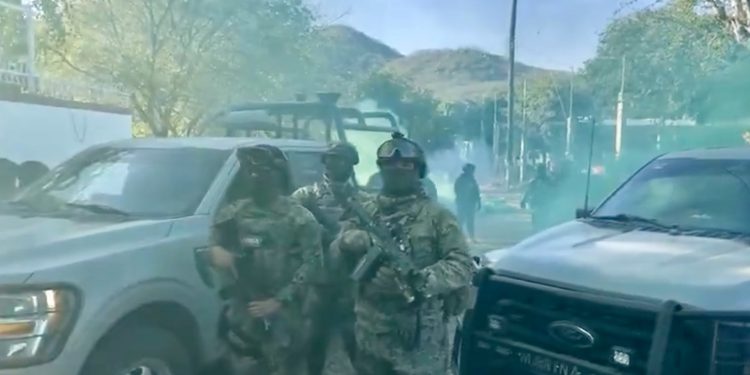 Semar libera a hija de “El Mayo” Zambada tras operativo en Culiacán; hay detenidos y 11 agresores abatidos