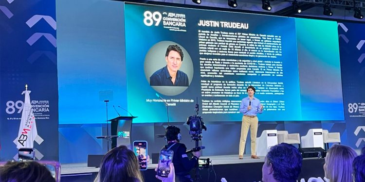 Trudeau pide unidad México-Canadá ante Trump y rechaza “renegociar” el T-MEC