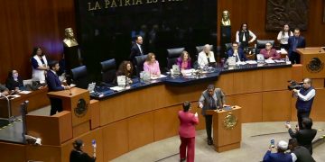 Enfrentamiento en el Senado: Lilly Téllez acusa a Saúl Monreal de ser “narcopolítico”