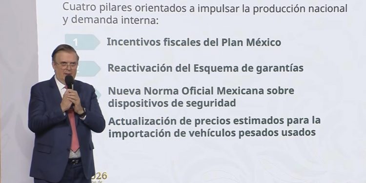 Impulso histórico a la industria: Gobierno destina 2 mil millones a renovación de camiones