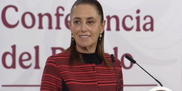 Solidaridad desde Palacio: Sheinbaum aporta 20 mil pesos para ayuda humanitaria en Cuba