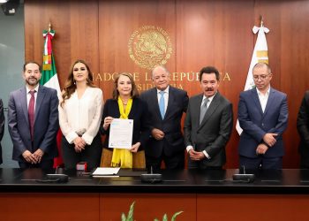 “Plan B” permite a Sheinbaum hacer campaña para su revocación de mandato