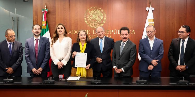 “Plan B” permite a Sheinbaum hacer campaña para su revocación de mandato