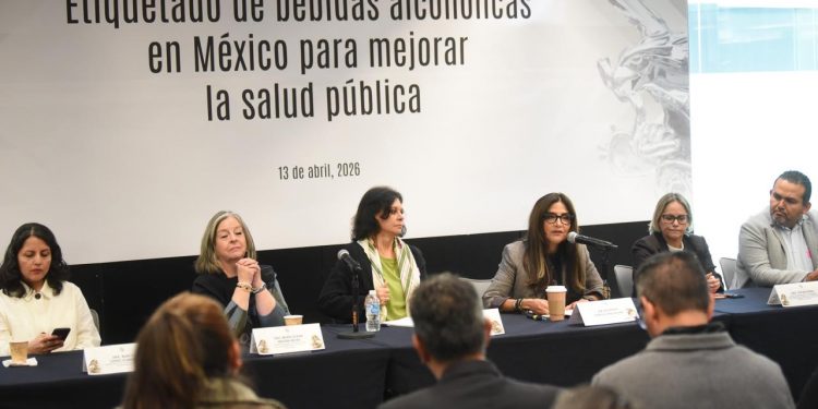 Alertan en Senado: alcohol causa miles de muertes y urge etiquetado más severo