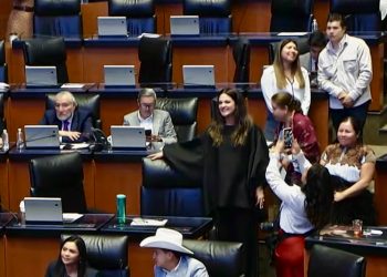 Andrea Chávez deja el escaño y va por Chihuahua: “100 años de PRIAN se acaban”