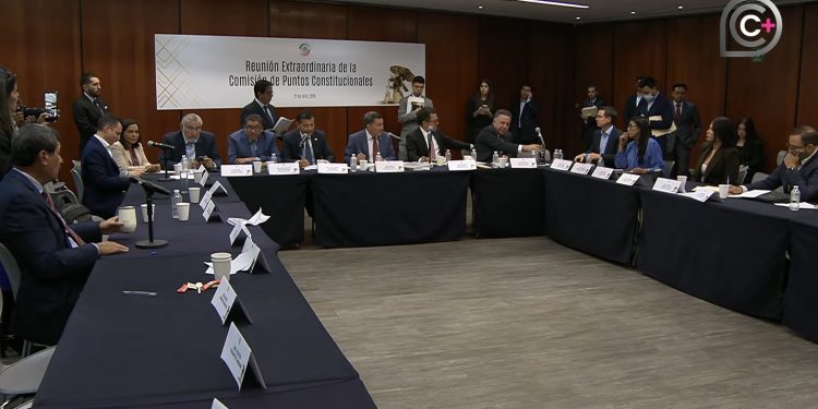 Comisión de Puntos Constitucionales del Senado cita a gobernadora de Chihuahua por agentes de la CIA