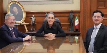 Sheinbaum confirma relevo en política exterior: Roberto Velasco sustituye a Juan Ramón de la Fuente