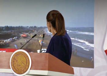 Sheinbaum desmiente alarma por derrame en el Golfo y defiende playas de Veracruz