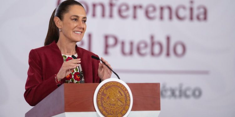 Sheinbaum abre puerta a revocación de mandato para jueces, pero prioriza Tribunal de Disciplina