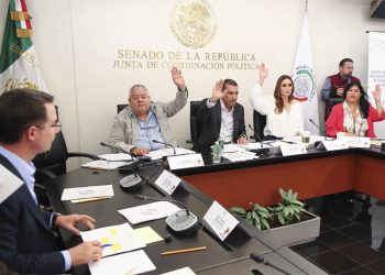 Amplían facultades de Infonavit y Fovissste para construir y administrar vivienda