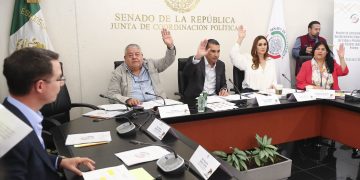 Amplían facultades de Infonavit y Fovissste para construir y administrar vivienda