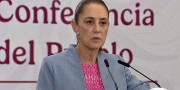 Claudia Sheinbaum advierte posible extrañamiento a EE.UU. por muerte de agentes en Chihuahua