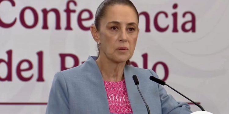 Claudia Sheinbaum advierte posible extrañamiento a EE.UU. por muerte de agentes en Chihuahua