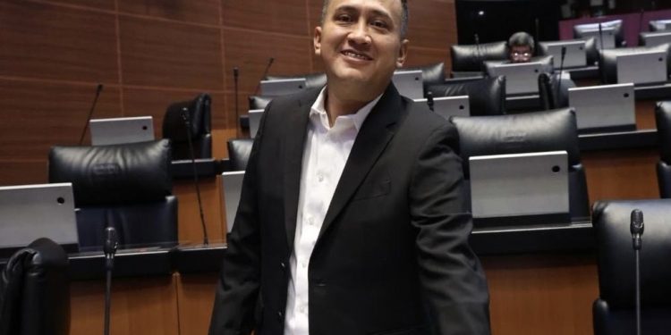 Antonino Morales cierra filas con Sheinbaum y anticipa voto para aplazar elección judicial a 2028