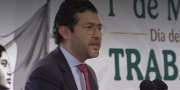 Inicia transición a semana laboral de 40 horas; beneficiará a 14 millones