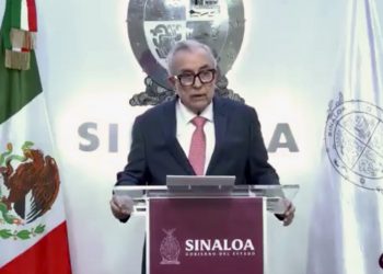 Crisis en Sinaloa: Rocha Moya solicita licencia tras señalamientos de EU y pesquisa de la FGR