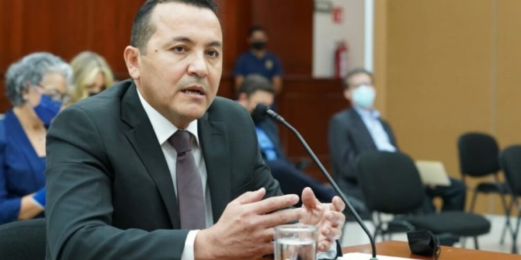 Vicefiscal de Sinaloa pide licencia tras señalamientos de EEUU por narcotráfico