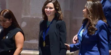 Sheinbaum califica de fallida la visita de Isabel Díaz Ayuso a México