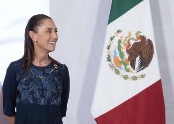 Sheinbaum impulsa revolución farmacéutica: más de 21 mil mdp para convertir a México en potencia de medicamentos
