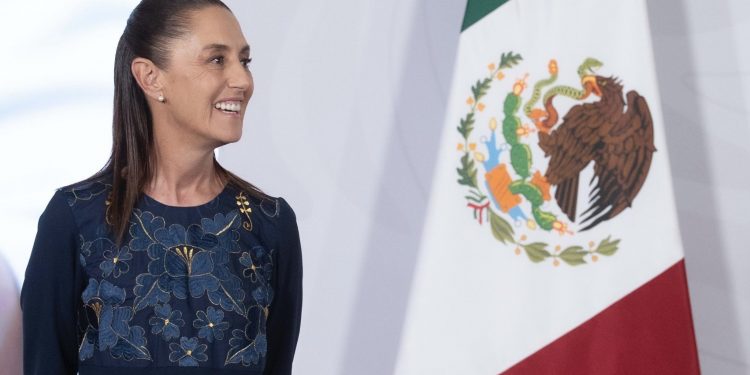 Sheinbaum impulsa revolución farmacéutica: más de 21 mil mdp para convertir a México en potencia de medicamentos