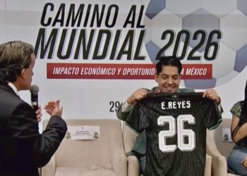 El Tri vestirá de negro ante Corea en el Mundial 2026; Mikel Arriola presenta jersey inspirado en la Piedra del Sol