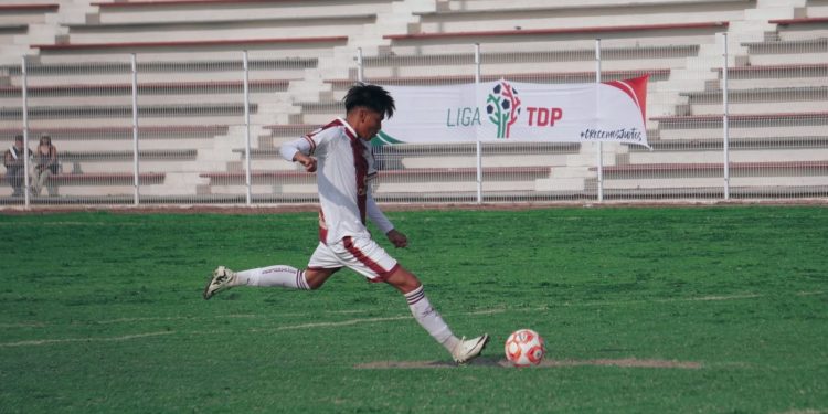 Bombarderos de Tecámac, proyecto deportivo y social de miles de jóvenes, acusa bloqueo del gobierno de Rosi Wong
