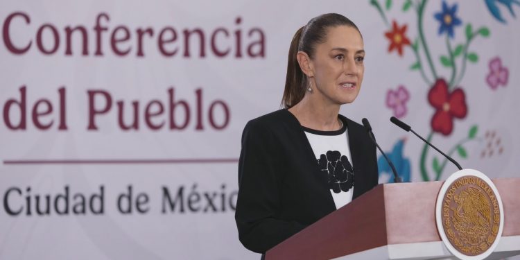 Sheinbaum acusa campaña para enfrentar a México con EU por caso Rocha Moya