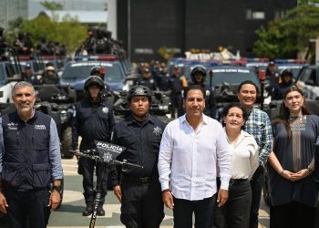 Eduardo Ramírez y Angel Torres refuerzan seguridad en Tuxtla con nuevas patrullas para la Policía Municipal