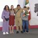 Sheinbaum recibe al Pato Merlín y promete apoyo a su familia tras fenómeno viral del Mundial