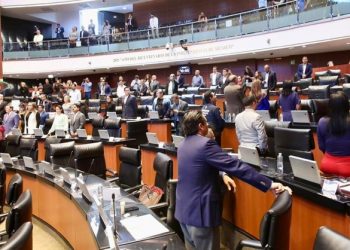 Congreso avala reformas constitucionales; oposición da la espalda durante declaratoria por injerencia extranjera