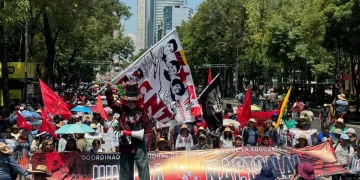 Sheinbaum apuesta por el diálogo con la CNTE y atribuye violencia a provocadores 