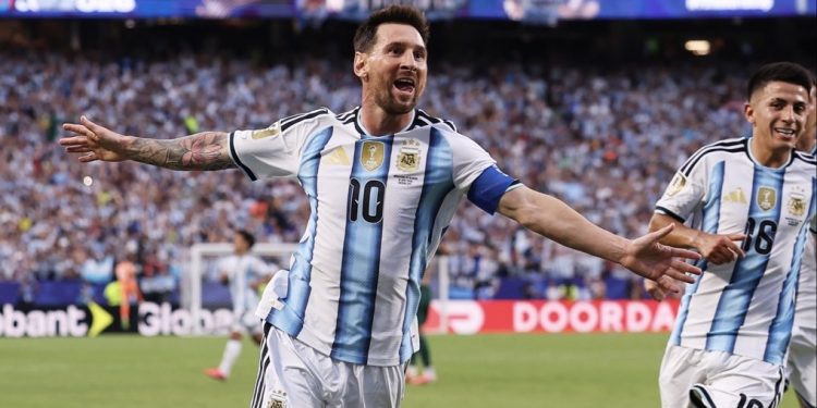 Triplete histórico: Messi alcanza 16 goles en Copas del Mundo y agranda su leyenda