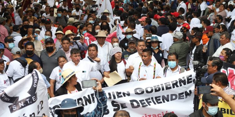 Rechaza Sheinbaum entrega de 800 millones de pesos a la Sección 22 del SNTE en Oaxaca