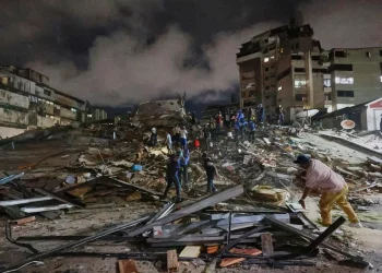 México envía ayuda humanitaria a Venezuela tras terremotos; Sheinbaum anuncia despliegue de equipo de Sedena