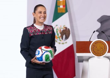 Sheinbaum apuesta por “respeto y cooperación” con gobierno de Abelardo de la Espriella en Colombia