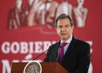 Sheinbaum envía a la Comisión Permanente nombramiento de Esteban Moctezuma como embajador ante la Unión Europea
