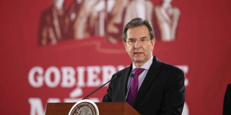 Sheinbaum envía a la Comisión Permanente nombramiento de Esteban Moctezuma como embajador ante la Unión Europea