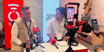 Alejandro Moreno supervisa jornada electoral en Colombia y destaca clima de civilidad y paz