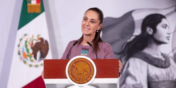 Sheinbaum destaca inflación de 3.55% y presume baja en precios del jitomate y combustibles