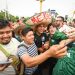 Chiapas celebra en grande el debut ganador de México; Eduardo Ramírez se une al festejo popular