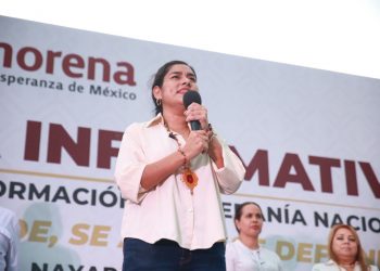 Más de 10 mil personas respaldan en Tepic asamblea encabezada por Elizabeth López Blanco en medio de la disputa interna de Morena