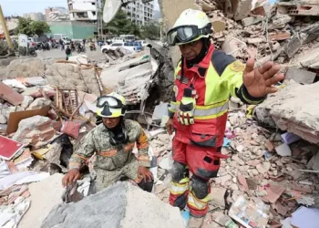 Congreso impulsa donación de un día de dieta para apoyar a damnificados por sismos en Venezuela