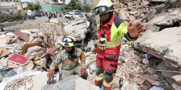 Congreso impulsa donación de un día de dieta para apoyar a damnificados por sismos en Venezuela