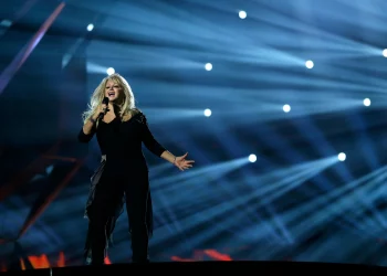 Muere Bonnie Tyler, la voz inolvidable de “Total Eclipse of the Heart”, a los 75 años 